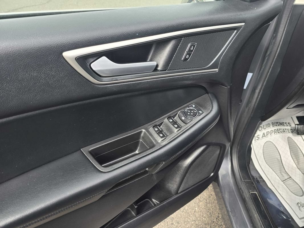 Used 2021 Ford Edge SEL AWD/4WD image 15