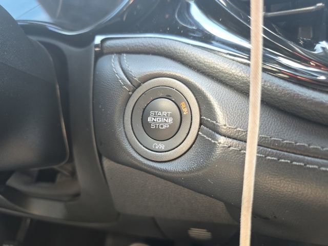 Used 2022 Dodge Durango GT RWD image 25