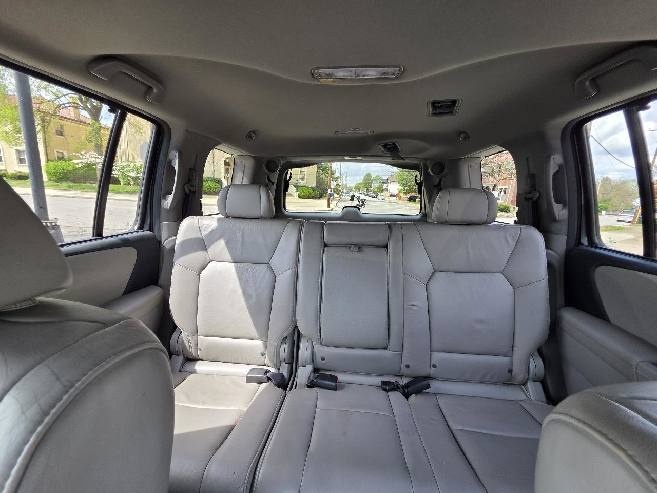 Used 2010 Honda Pilot Touring image 27