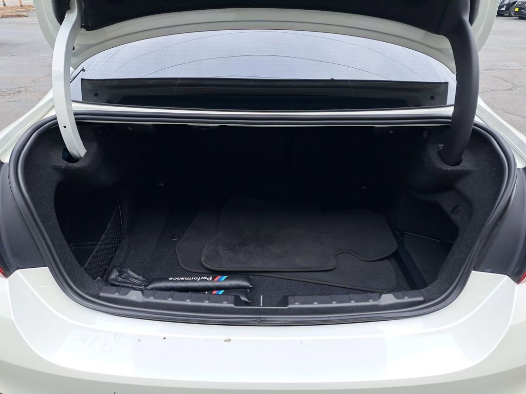 Used 2015 BMW M4 Coupe image 18