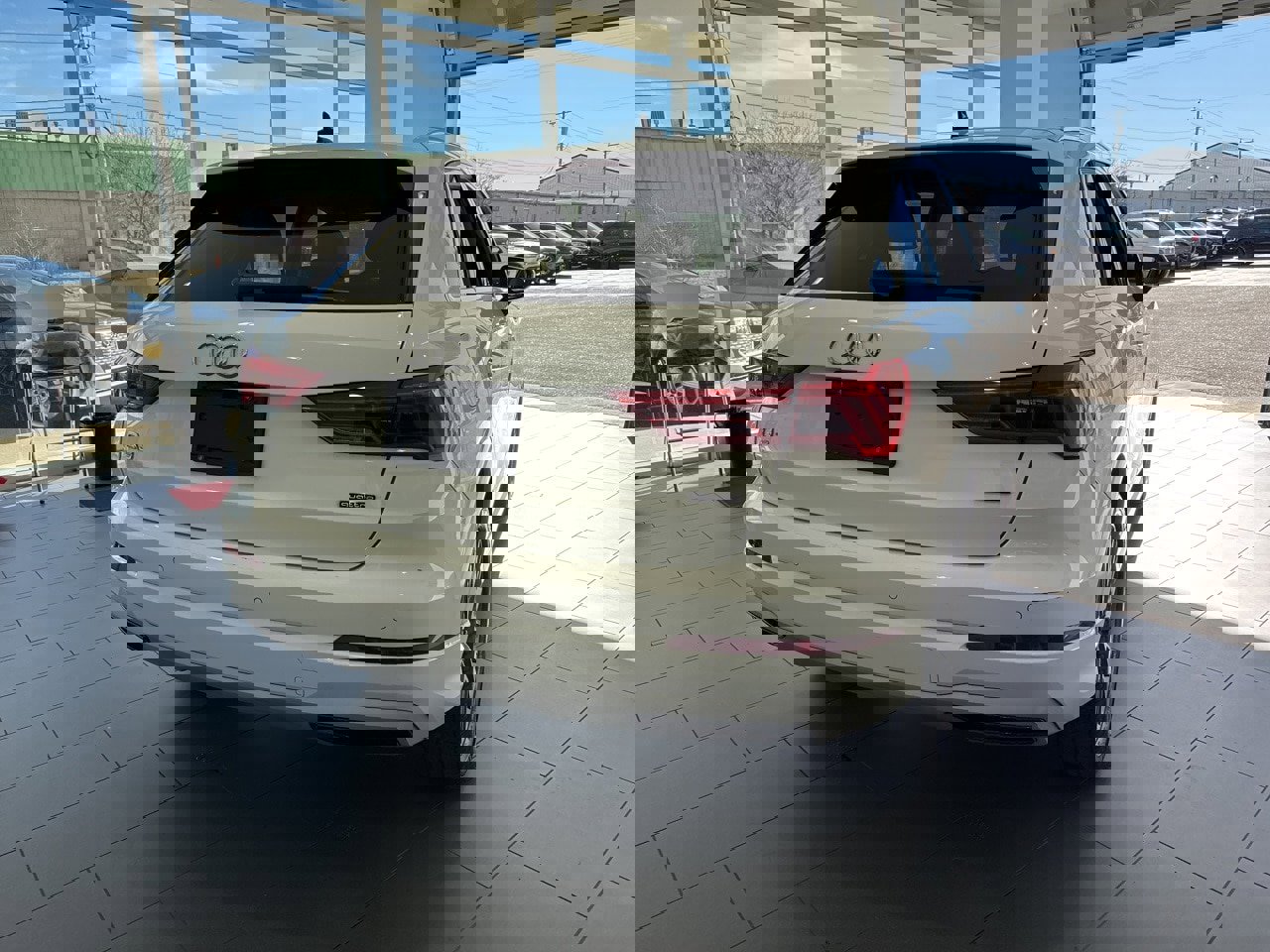 Used 2022 Audi Q3 2.0T Premium w/ Convenience Package image 7