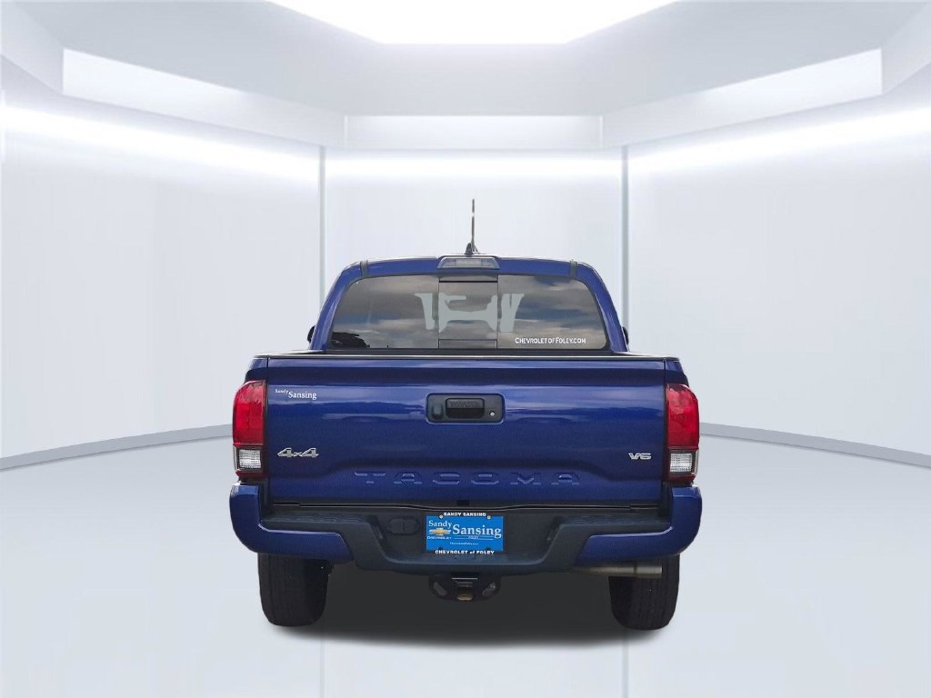Used 2023 Toyota Tacoma SR5 w/ Technology Package AWD/4WD image 5