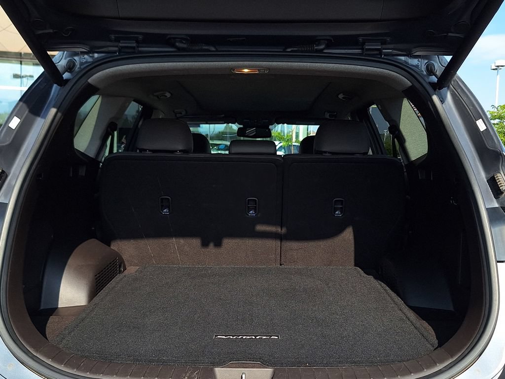 Used 2019 Hyundai Santa Fe Limited AWD/4WD image 29