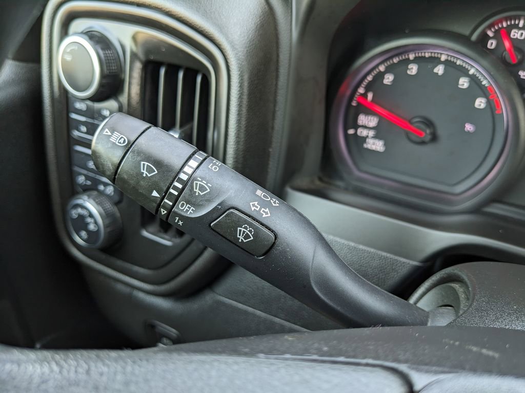 Used 2023 Chevrolet Silverado 1500 Custom image 48