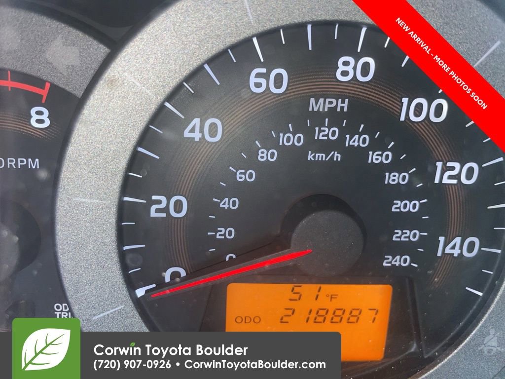 Used 2009 Toyota RAV4 Limited AWD/4WD image 10