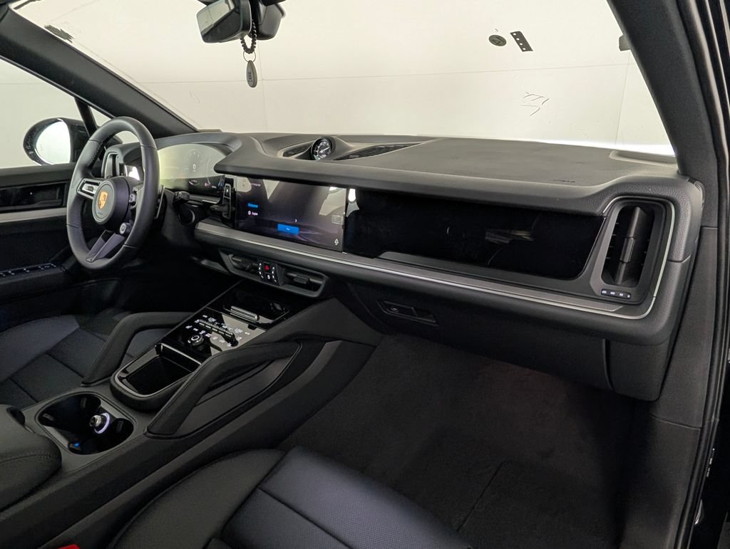 New 2026 Porsche Cayenne S AWD/4WD image 19