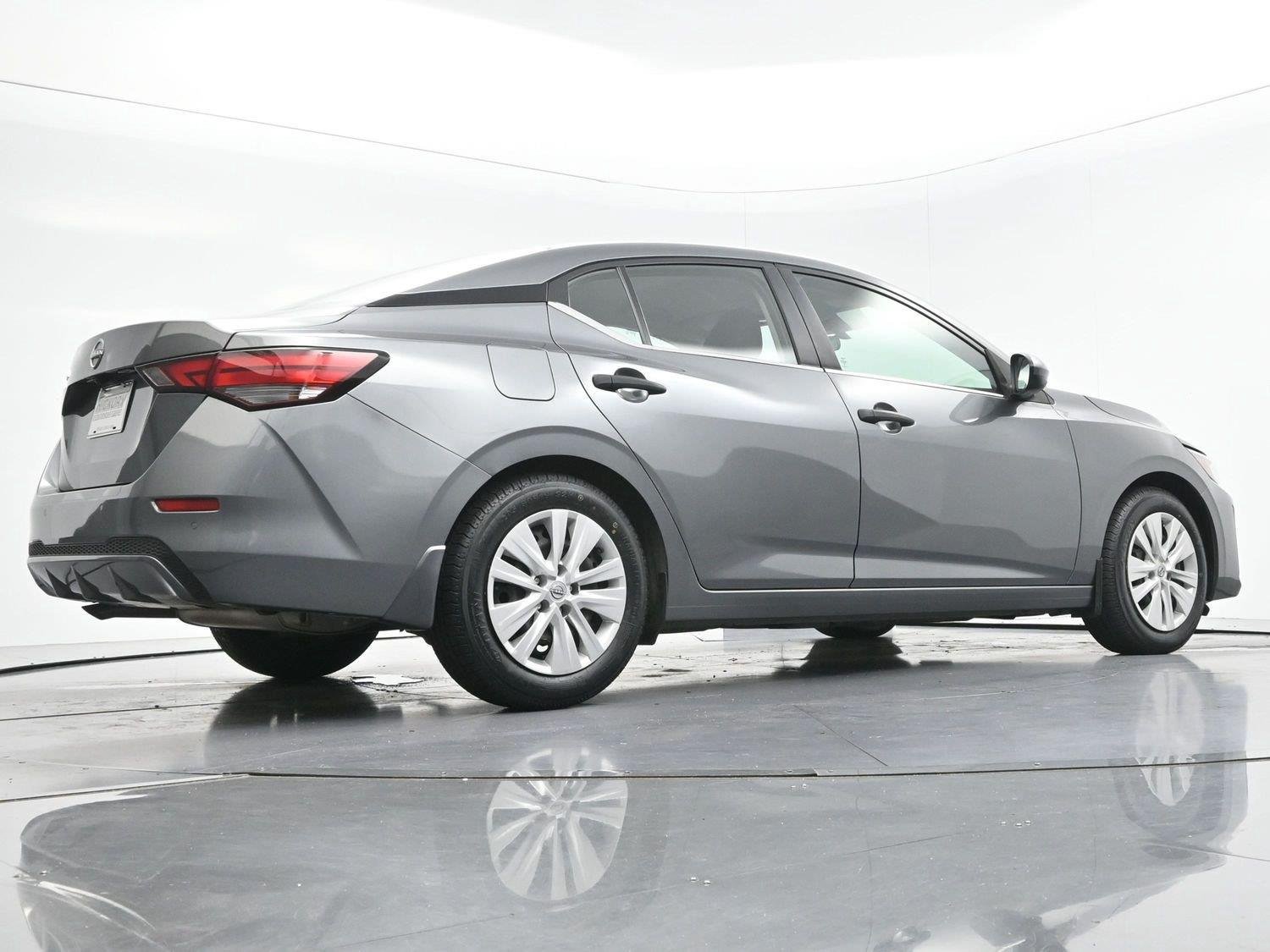 Used 2024 Nissan Sentra S FWD image 48