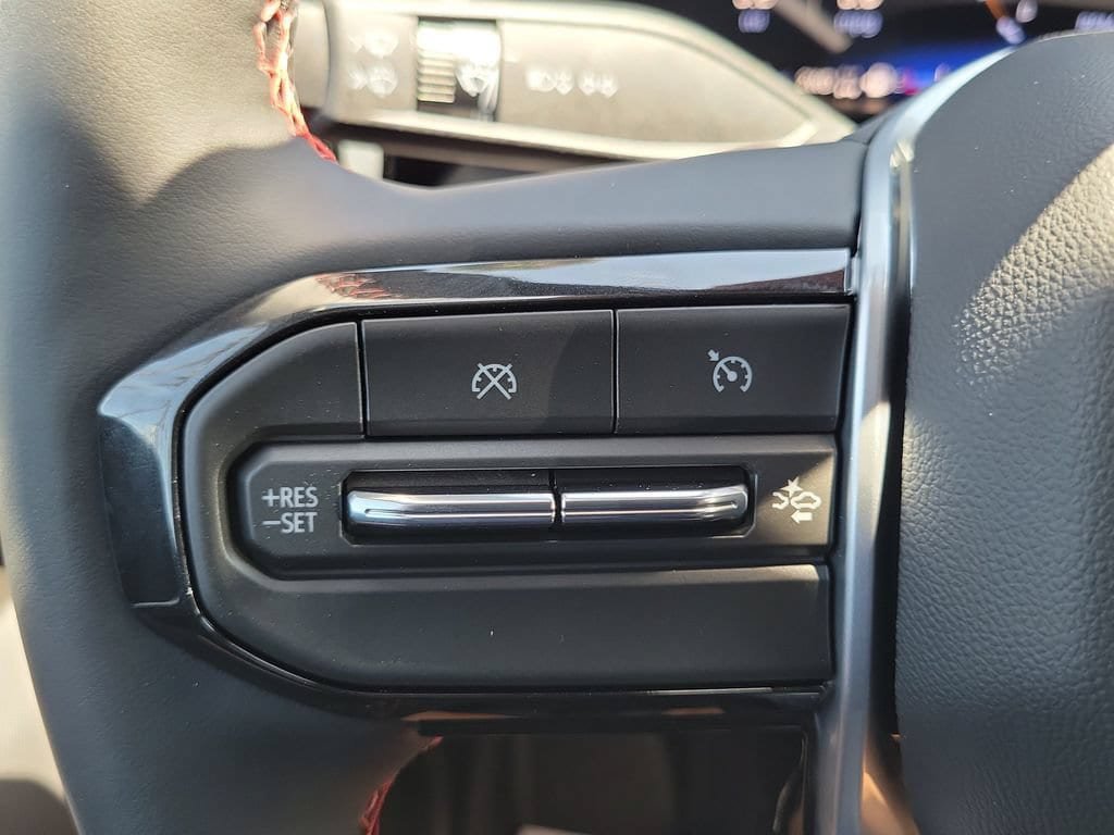 New 2026 Chevrolet Colorado Z71 w/ Technology Package AWD/4WD image 5