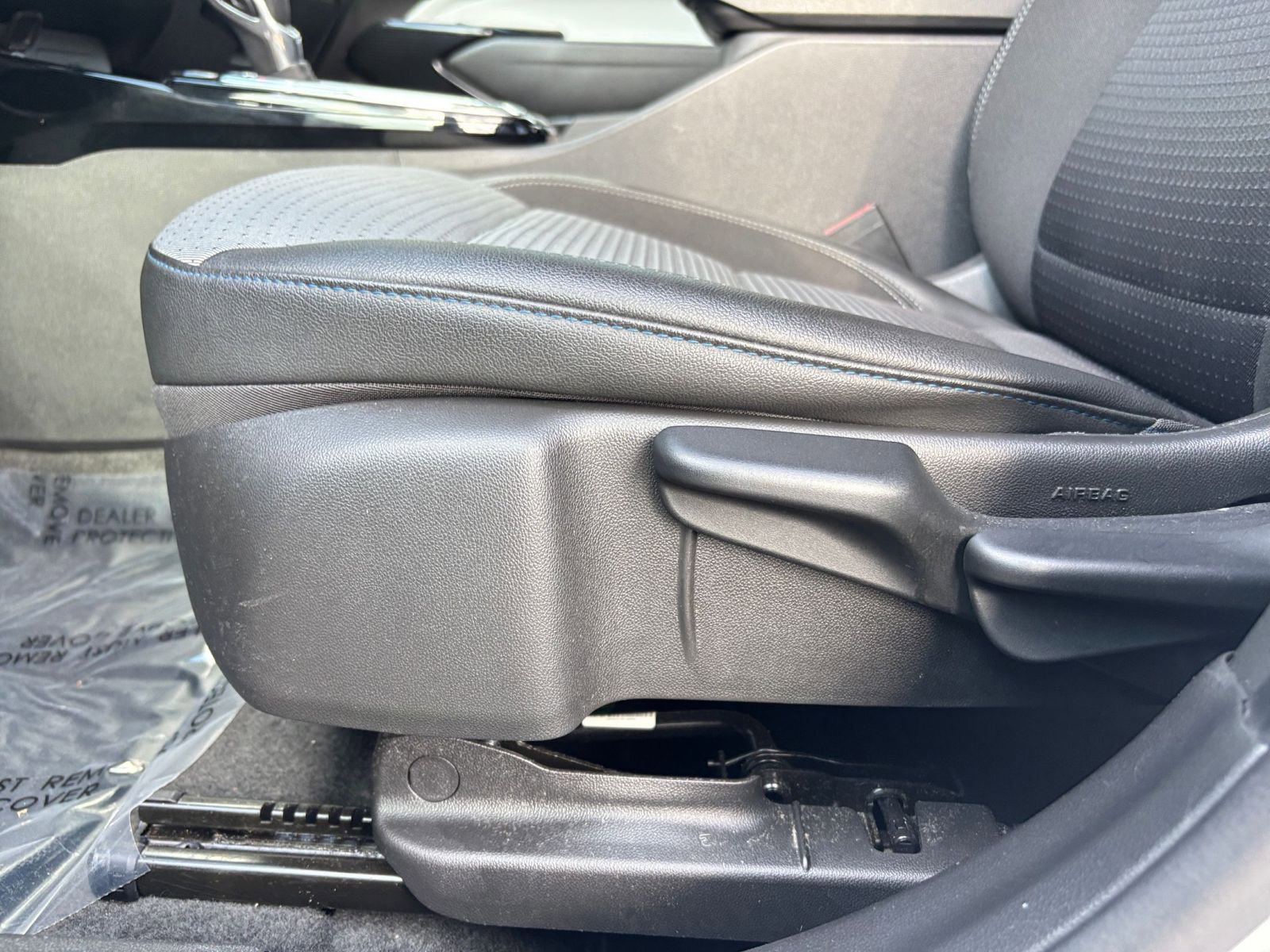 Used 2025 Chevrolet Trax LT image 22