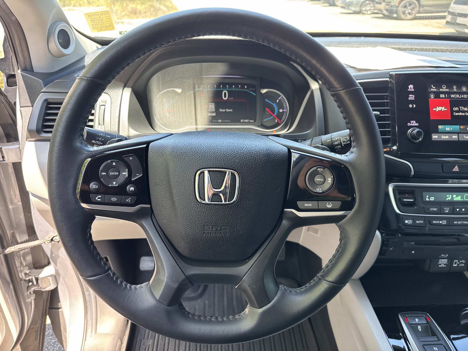 Used 2021 Honda Pilot Touring image 30