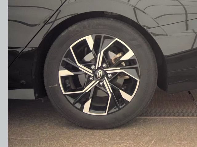 Used 2025 Hyundai Sonata SEL FWD image 18