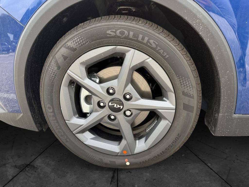 New 2026 Kia K4 FWD image 14