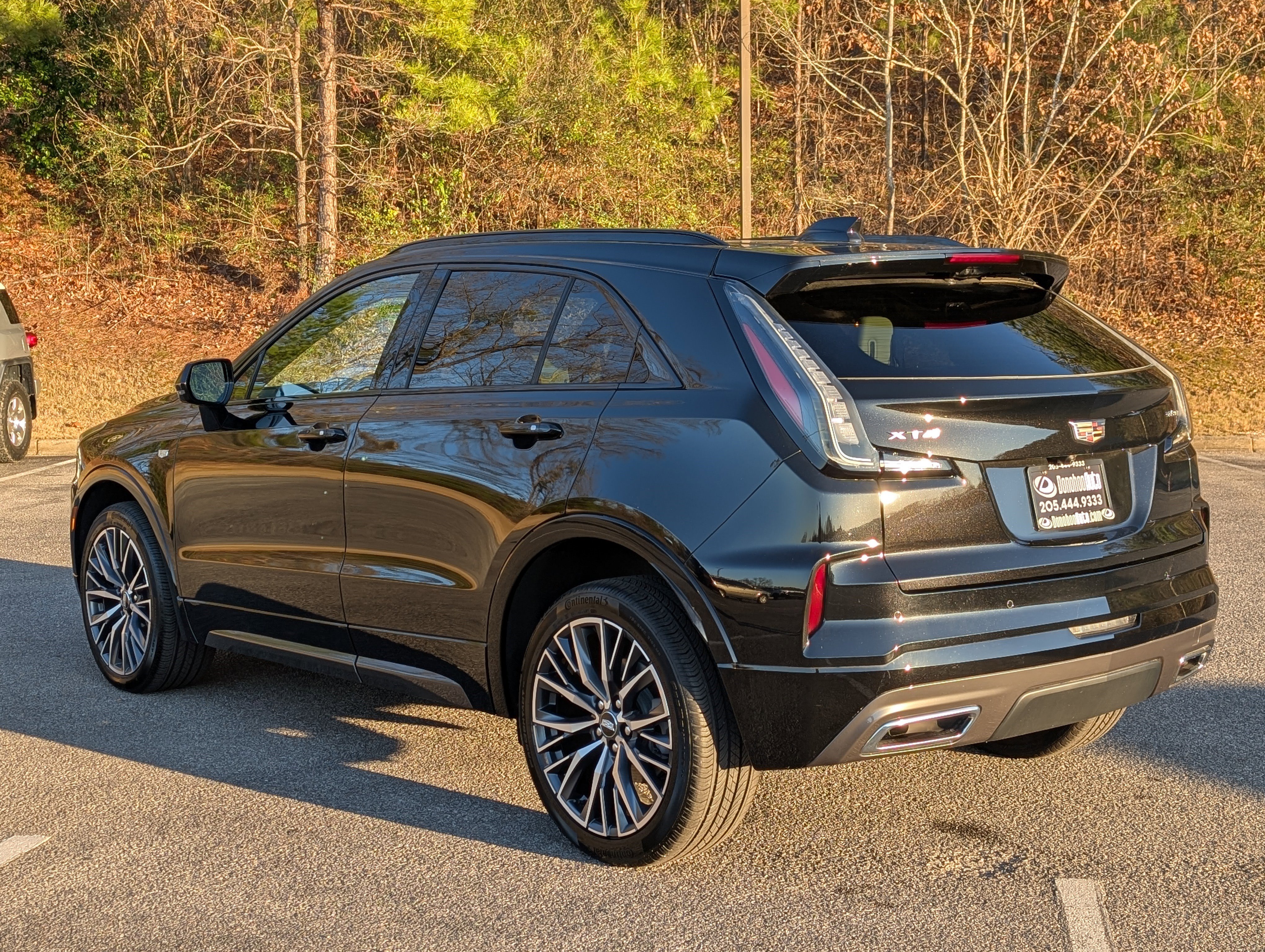 Used 2024 Cadillac XT4 Sport image 7