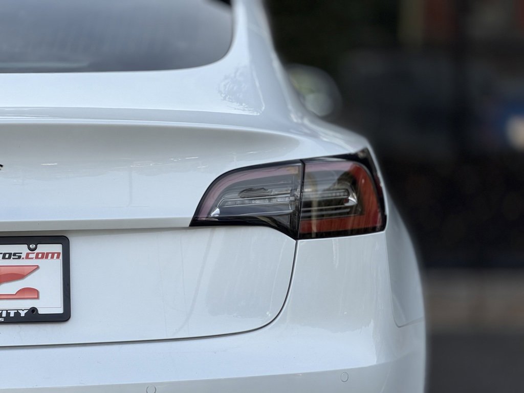 Used 2020 Tesla Model 3 Standard Range Plus image 16