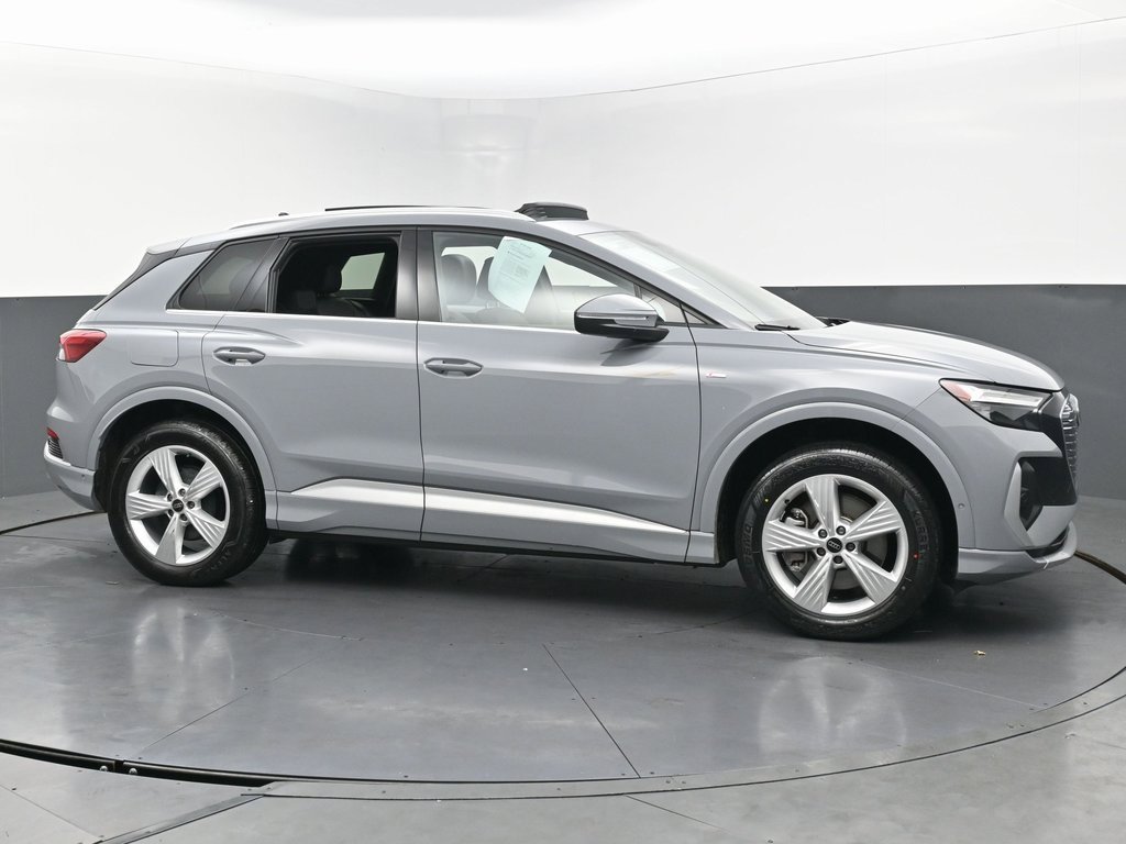 Used 2023 Audi Q4 e-tron Premium Plus w/ Premium Plus image 6