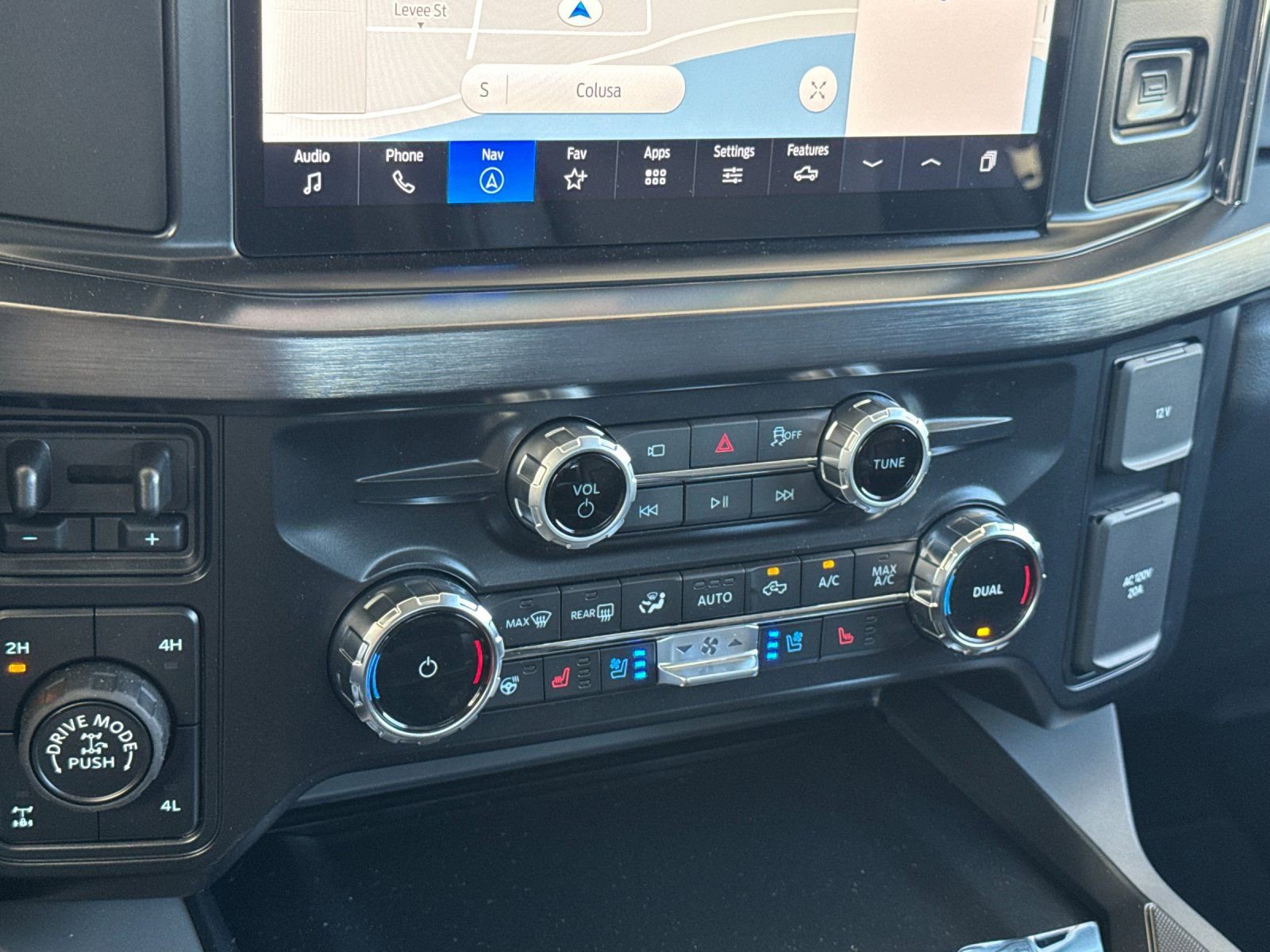 New 2026 Ford F250 Lariat w/ Tremor Off-Road Package image 23