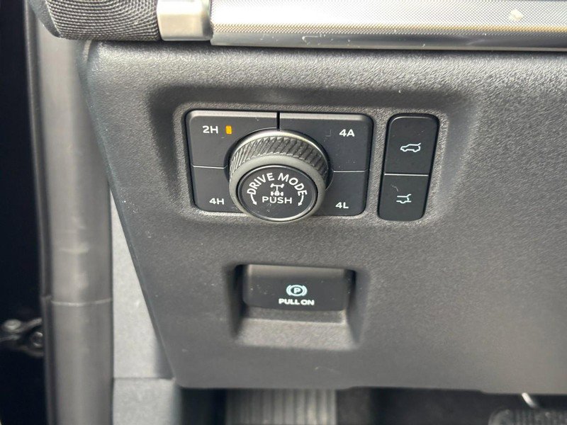 Used 2025 Ford Expedition Tremor image 19