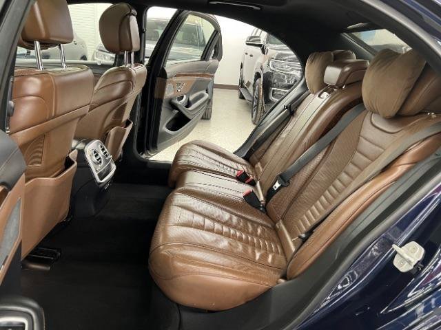 Used 2017 Mercedes-Benz S 550 4MATIC Sedan w/ Premium Package image 18