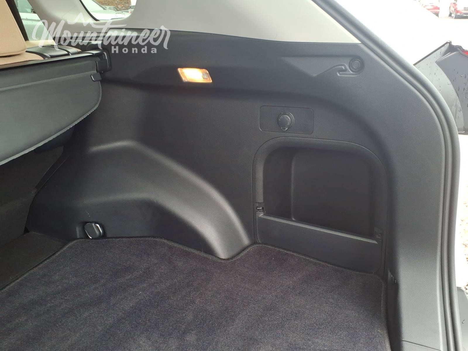 Used 2019 Toyota RAV4 XLE w/ Convenience Package AWD/4WD image 23
