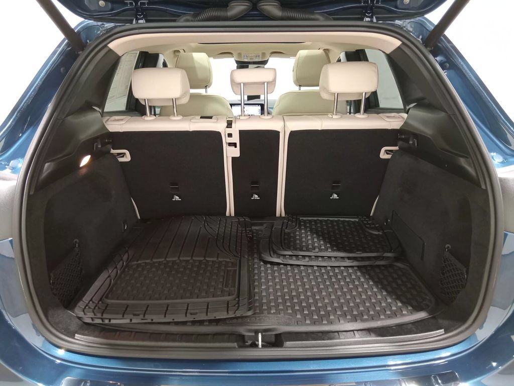 Used 2023 Mercedes-Benz GLA 250 4MATIC image 5