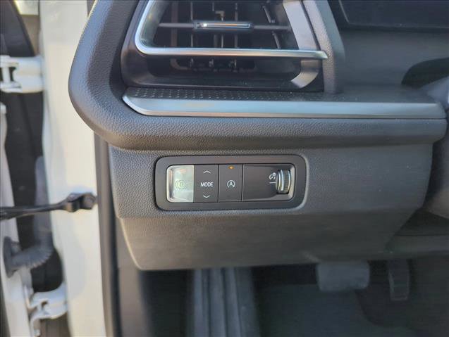 Used 2024 Chevrolet Traverse LT FWD image 12