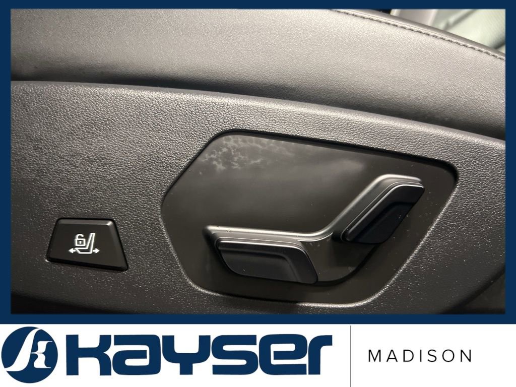 Used 2025 Hyundai Santa Fe Calligraphy image 40