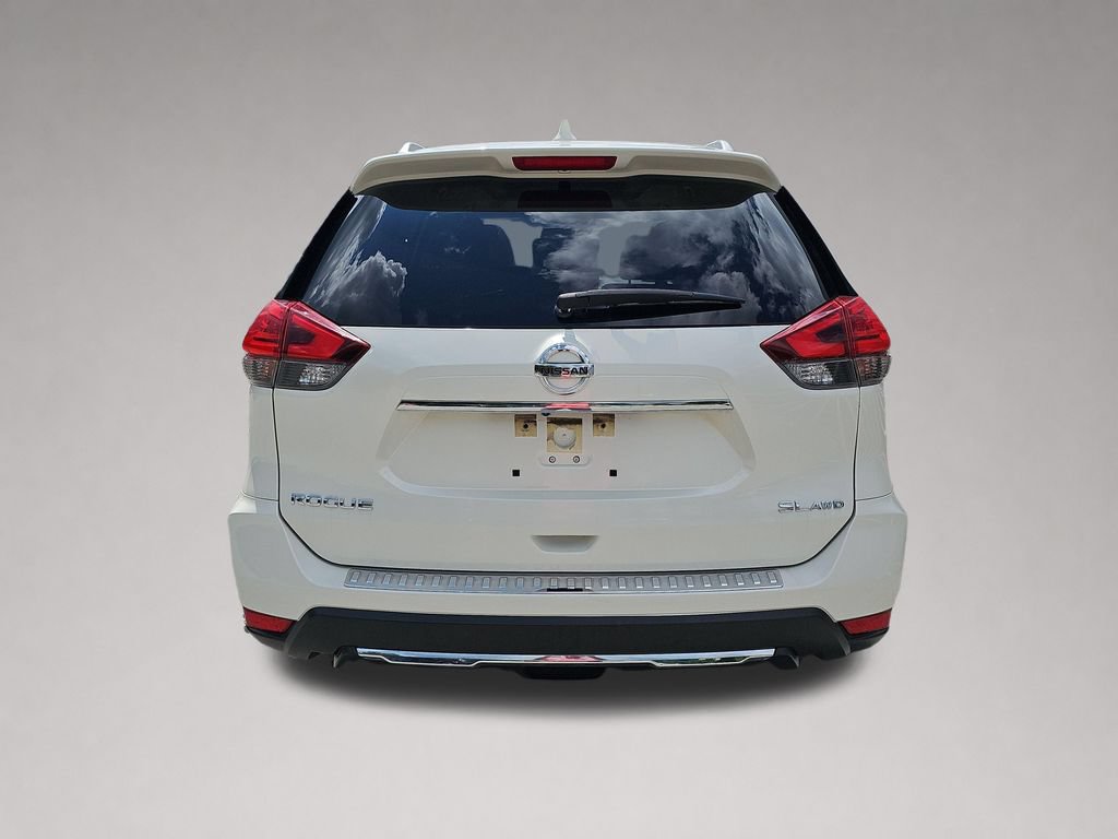 Used 2017 Nissan Rogue SL w/ SL Premium Package AWD/4WD image 4