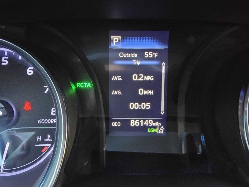 Used 2018 Toyota Camry SE image 21