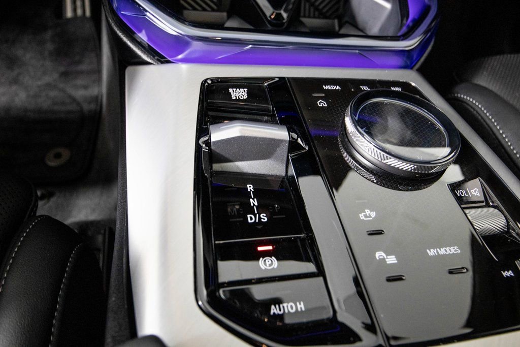 Used 2025 BMW X3 xDrive30i image 24