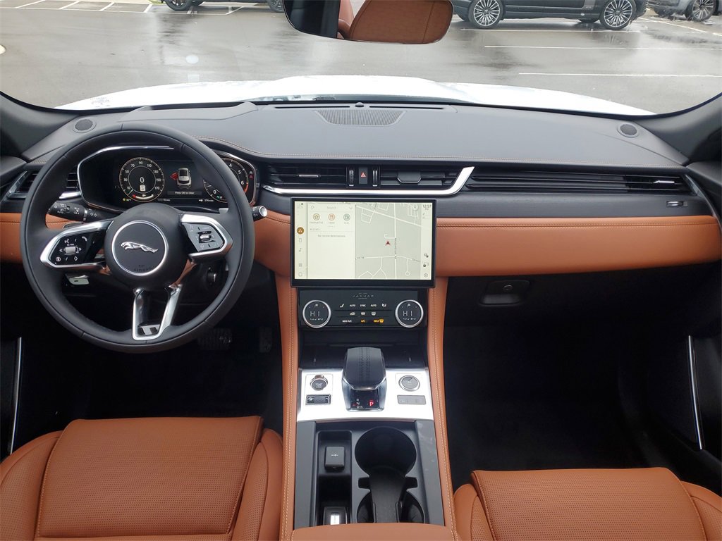 New 2025 Jaguar F-PACE R-Dynamic S image 27