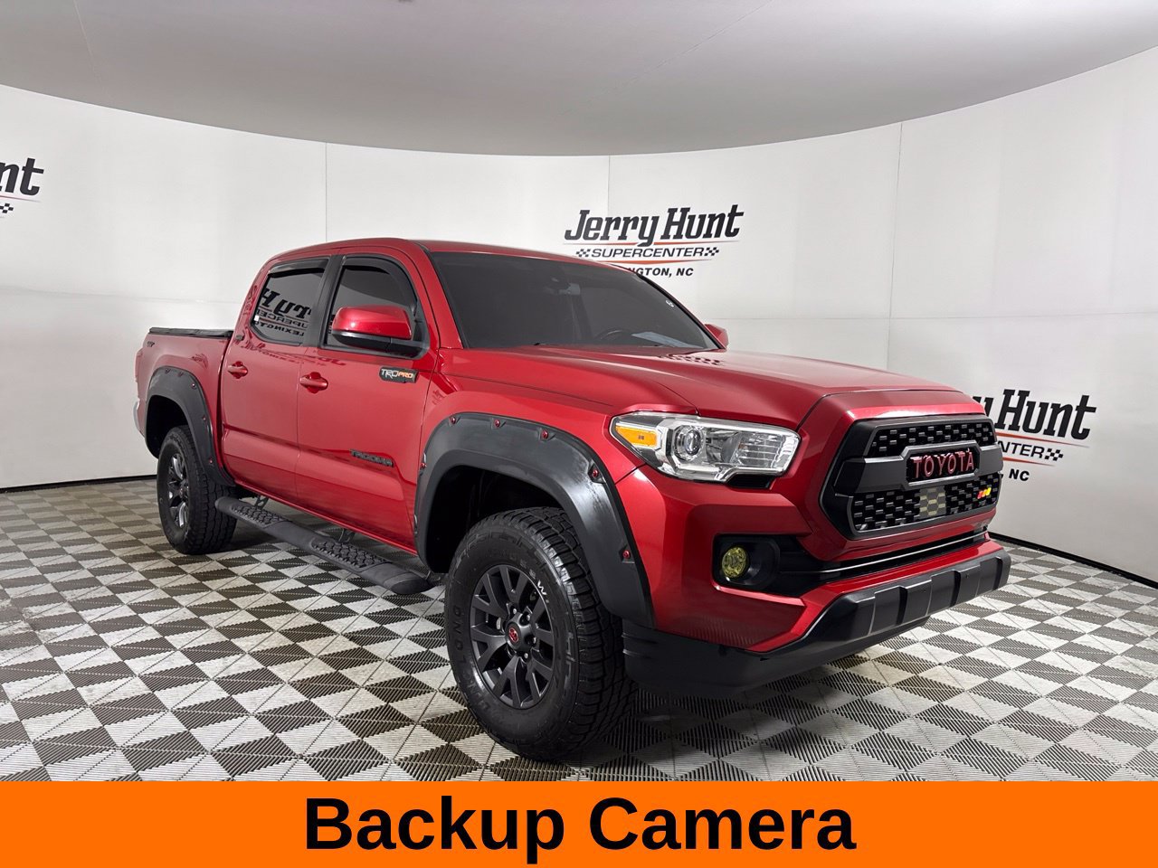 Used 2021 Toyota Tacoma SR5 RWD image 4