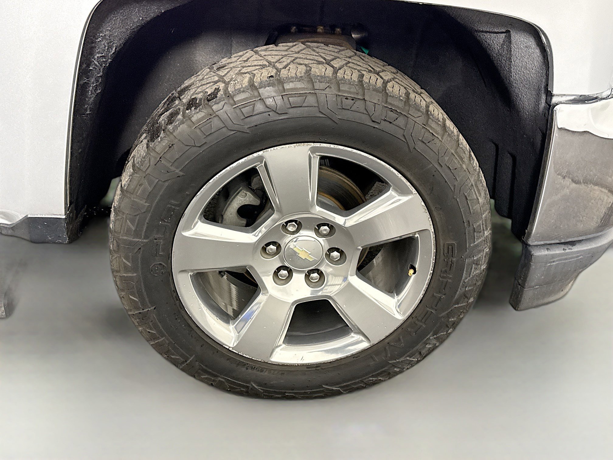 Used 2018 Chevrolet Silverado 1500 LT w/ All Star Edition image 30