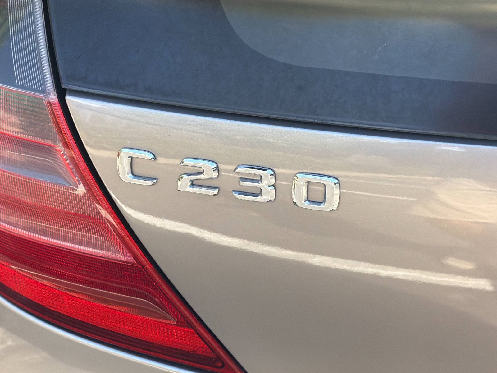Used 2004 Mercedes-Benz C 230 Coupe image 23
