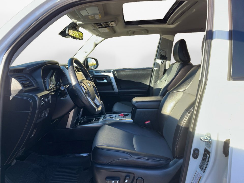 Used 2023 Toyota 4Runner SR5 Premium image 11