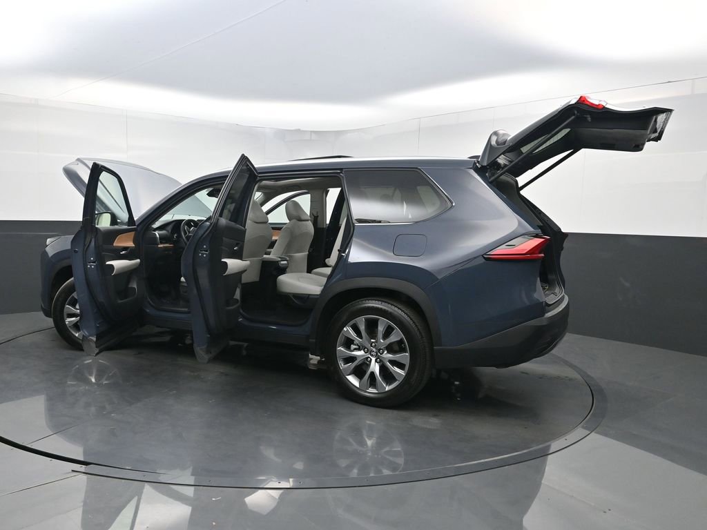Used 2024 Toyota Grand Highlander Limited image 41