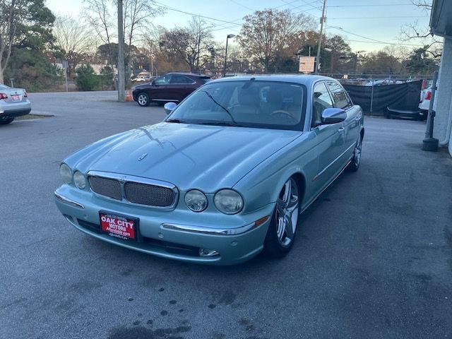 Used 2005 Jaguar XJ8 image 2