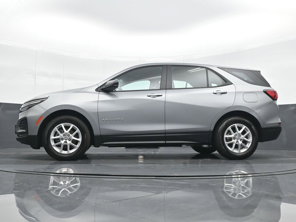 Used 2024 Chevrolet Equinox LS image 18
