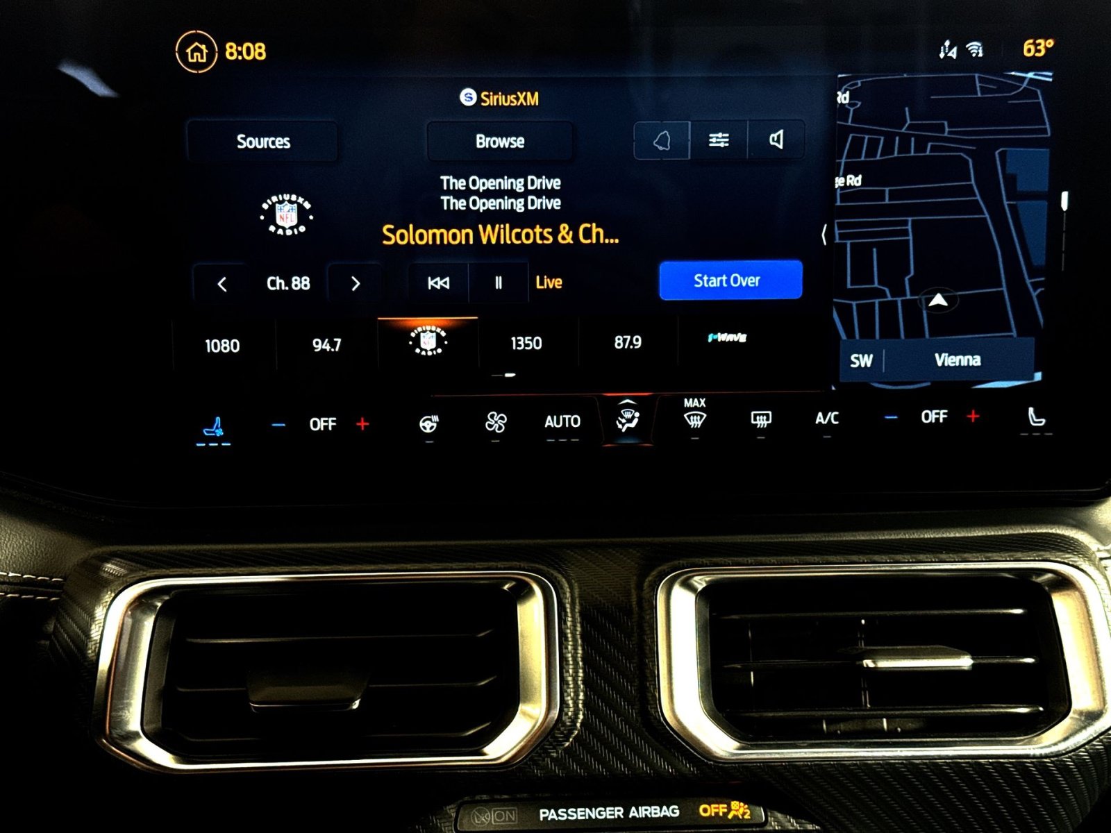 Used 2025 Ford Mustang GT Premium RWD image 18
