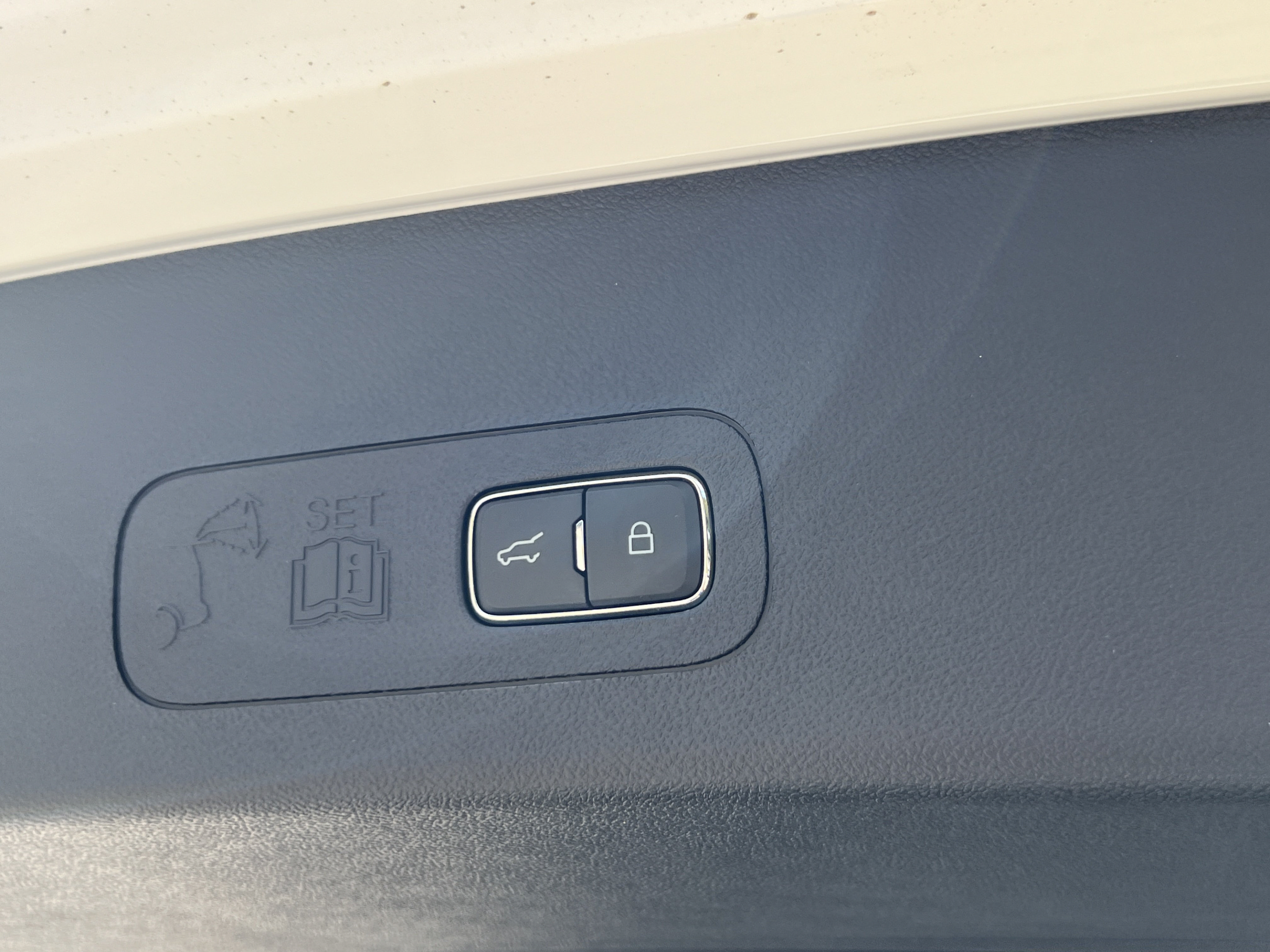 New 2027 Lincoln Aviator Reserve AWD/4WD image 24