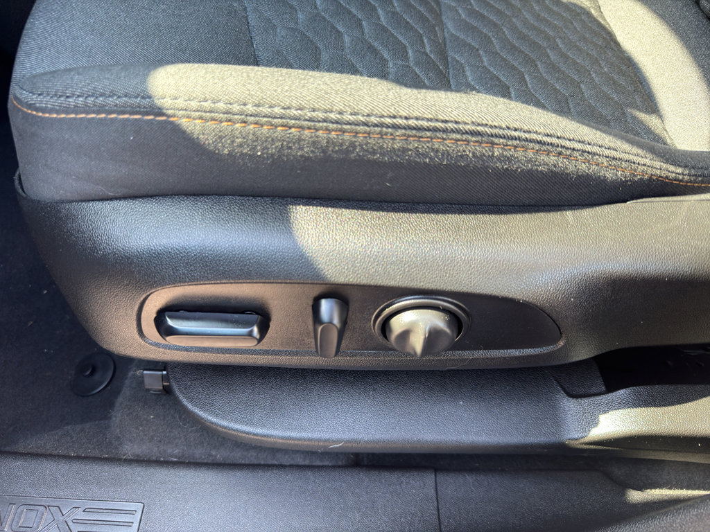 Used 2018 Chevrolet Equinox LT image 15