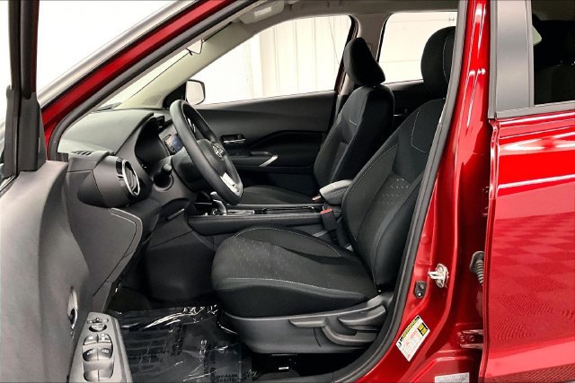 Used 2024 Nissan Kicks SV FWD image 22