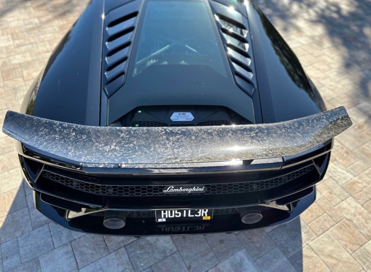 Used 2021 Lamborghini Huracan EVO image 8