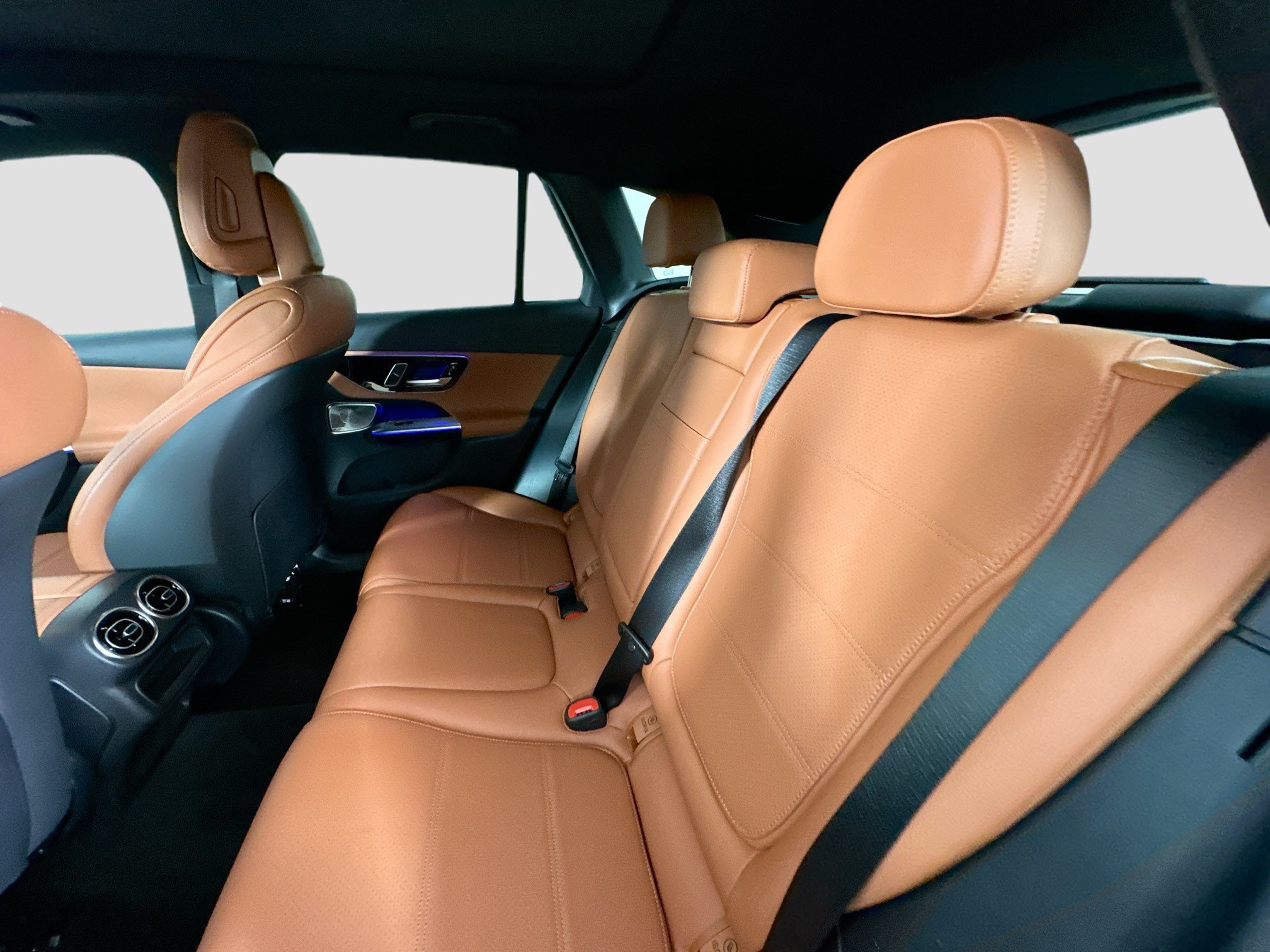 Certified 2026 Mercedes-Benz GLC 300 4MATIC image 31