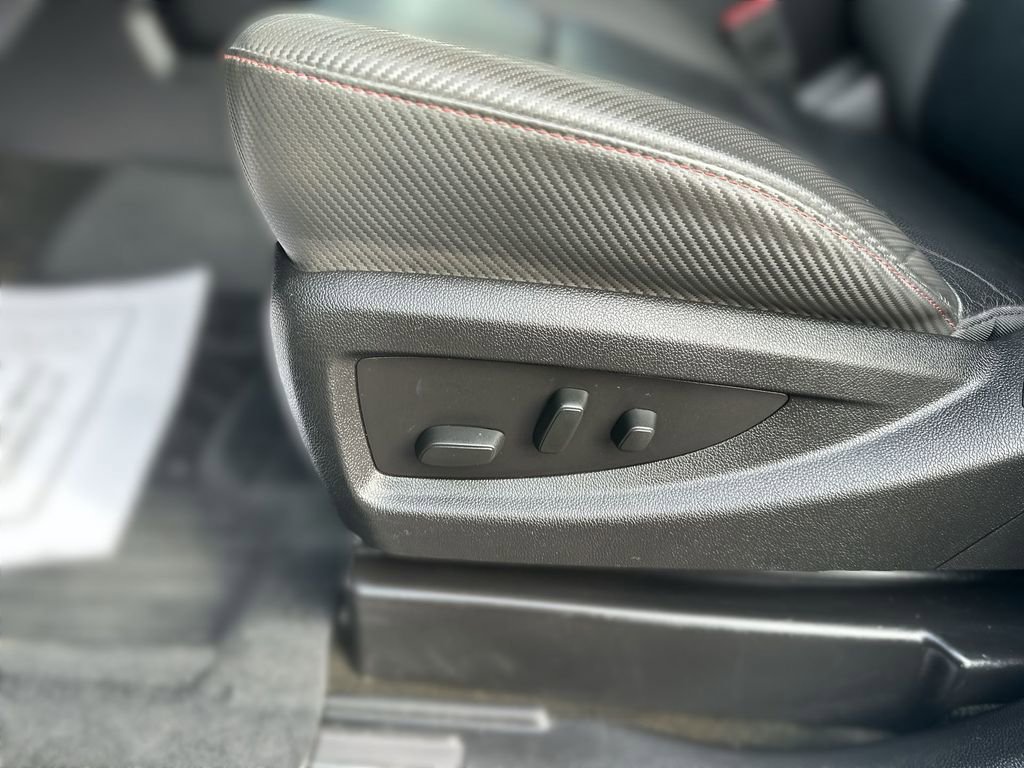 Used 2017 GMC Sierra 2500 SLT w/ All-Terrain HD Package image 14