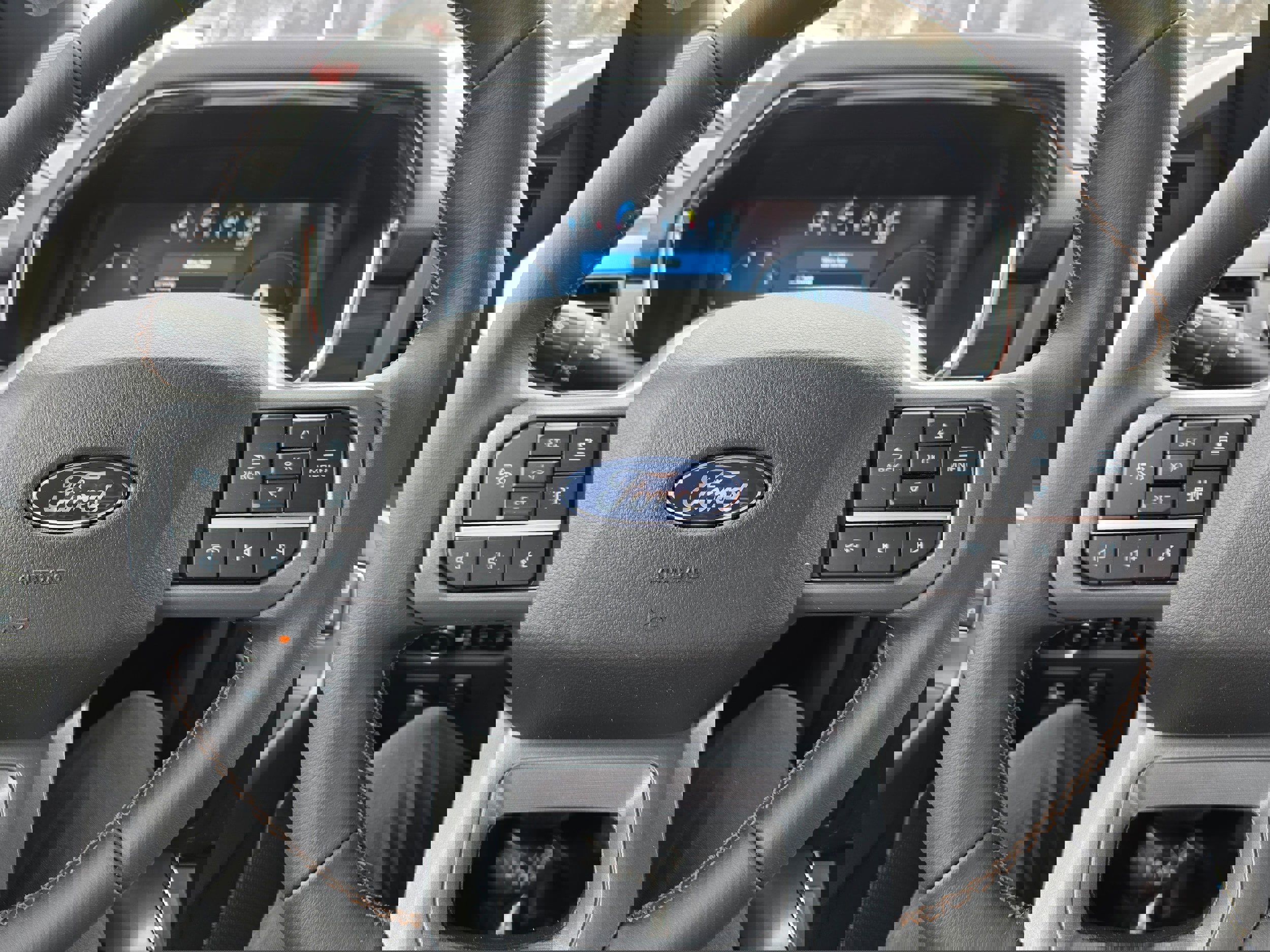 New 2026 Ford F150 Lariat w/ Equipment Group 501A Mid image 14