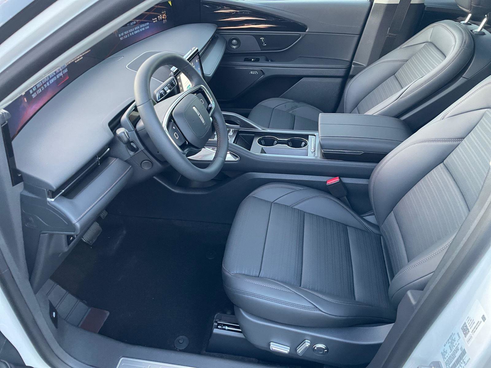 New 2026 Lincoln Nautilus Reserve AWD/4WD image 9
