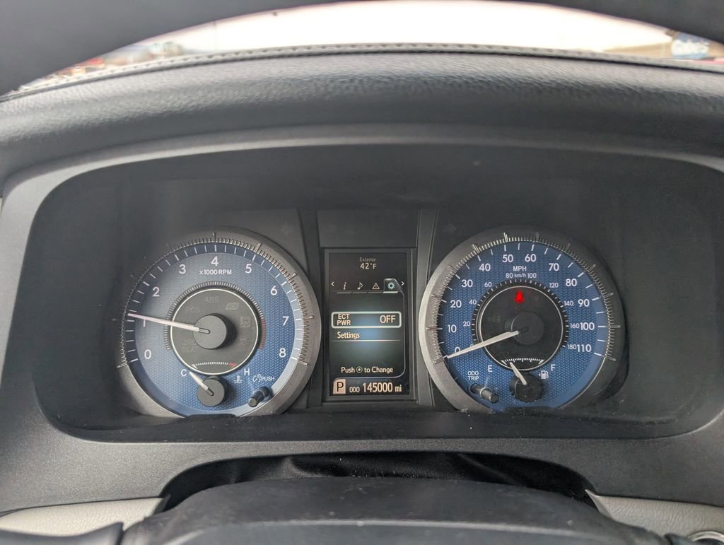 Used 2017 Toyota Sienna L image 20