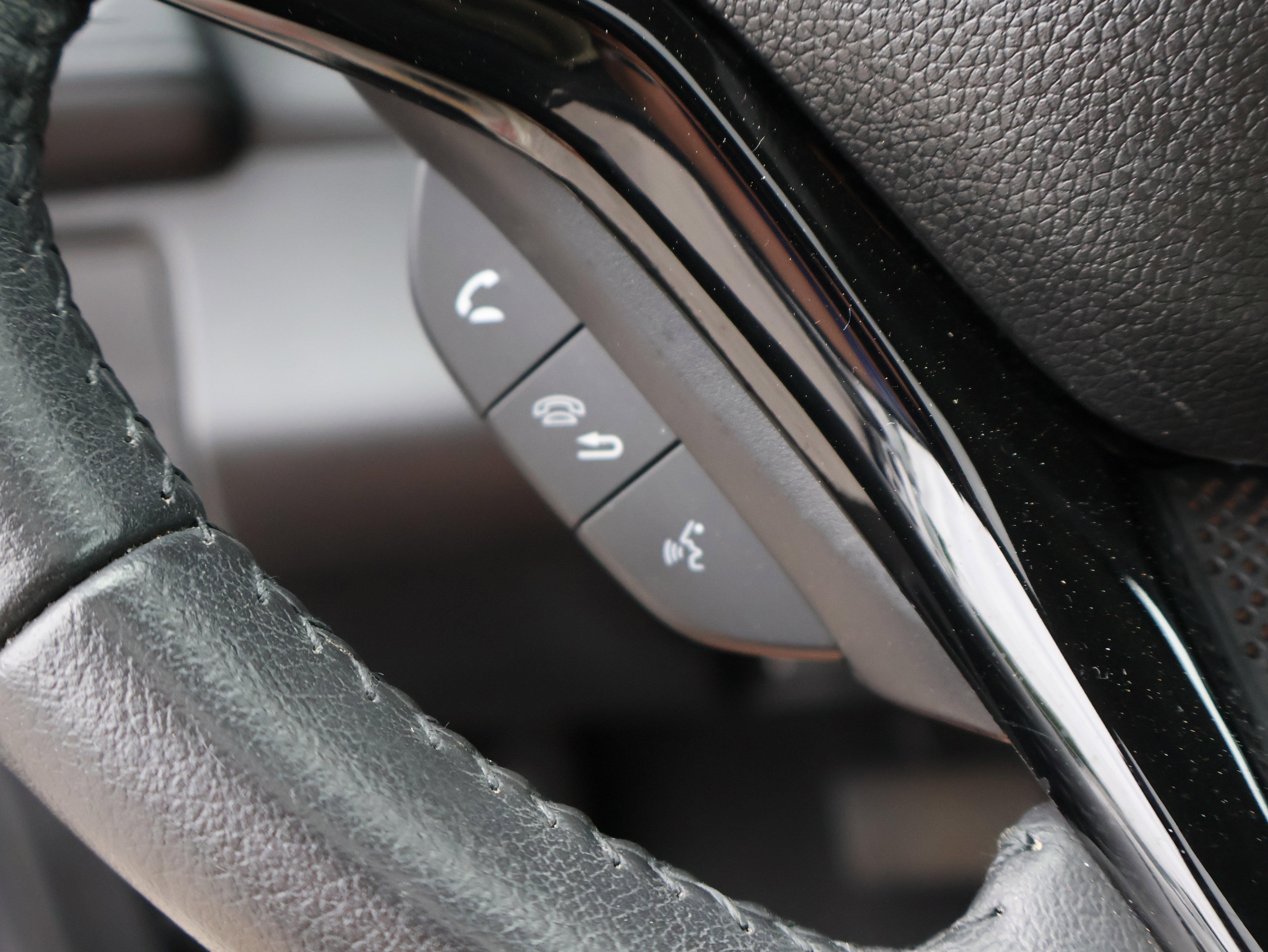 Used 2019 Honda HR-V EX-L image 34