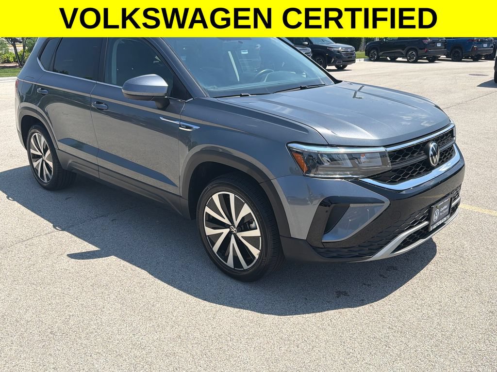 Certified 2022 Volkswagen Taos SE AWD/4WD image 1