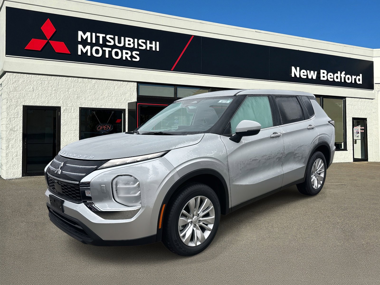 New 2026 Mitsubishi Outlander ES image 1